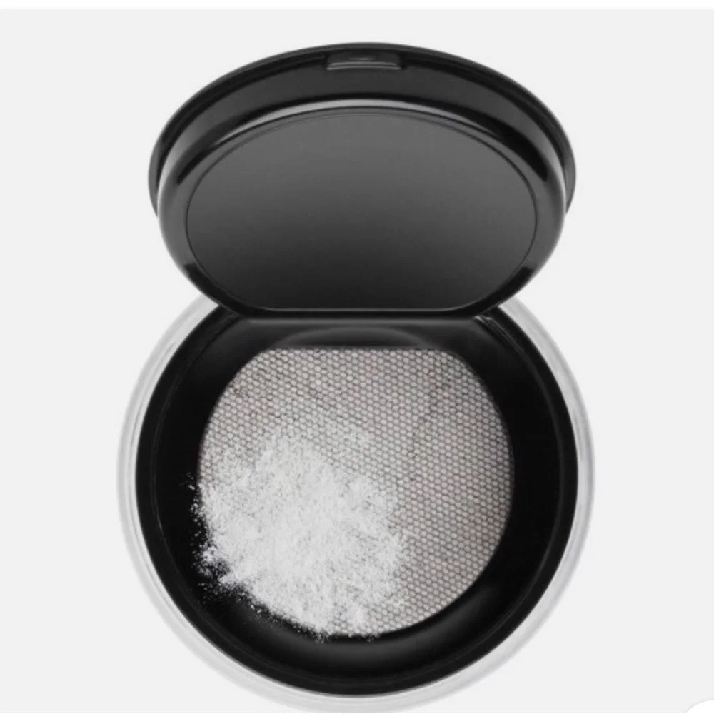 Translucent Setting Powder - Black Lid